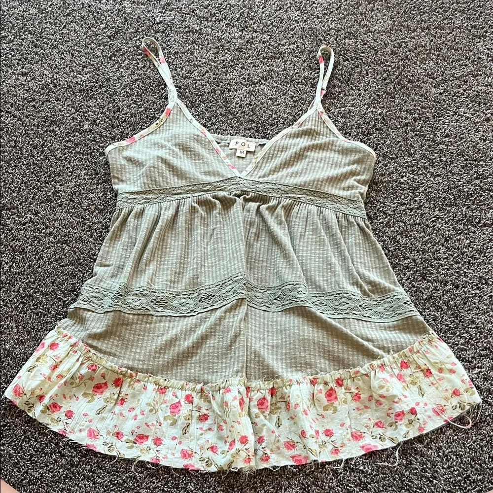 POL Floral tank top - Picture 1 of 13